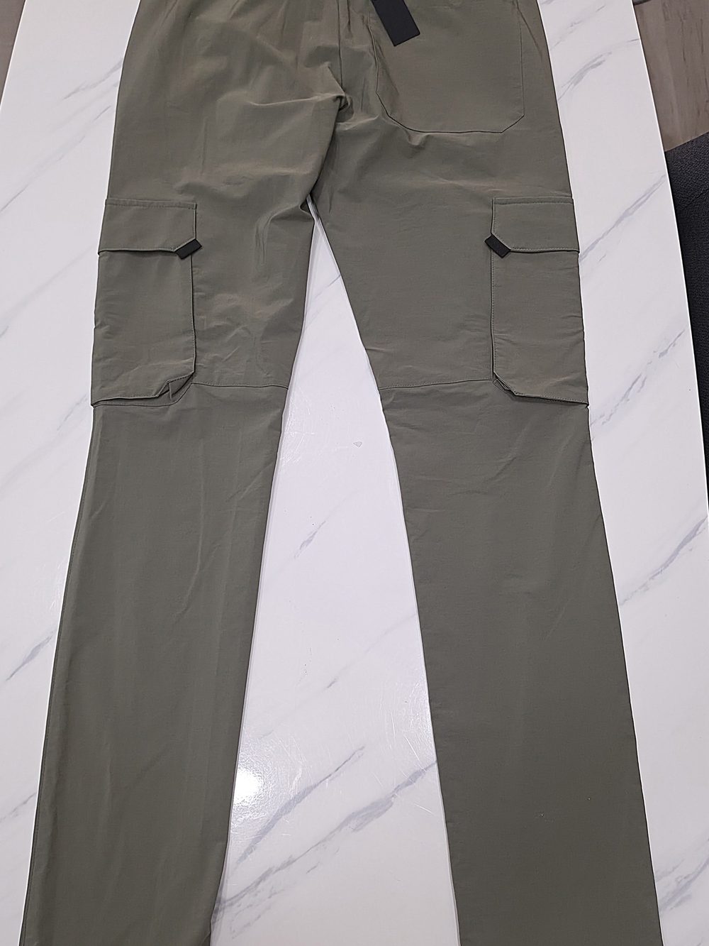 Men's Cargo Pants - Olive Green, Fits Size M.